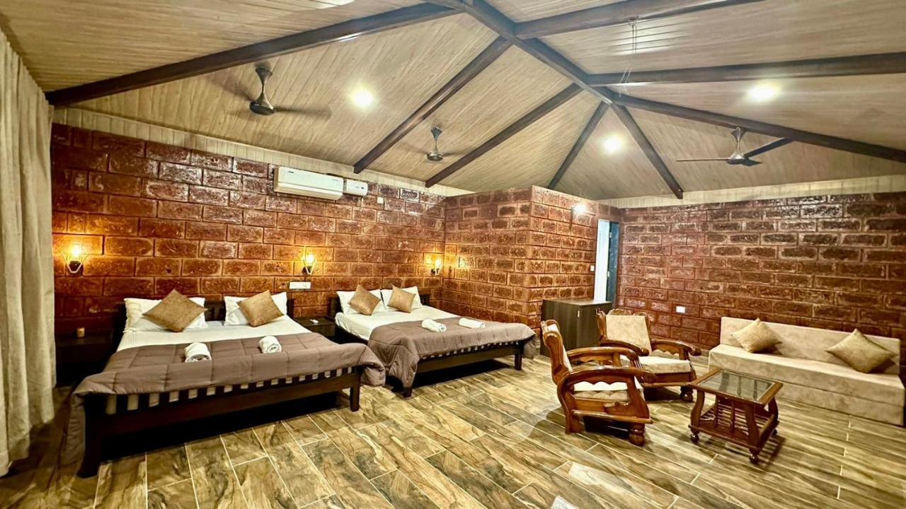 The Beach Hive Resort Kashid Екстер'єр фото